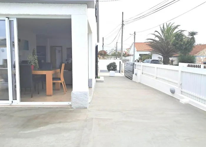 Nira House Luxury & Simplicity